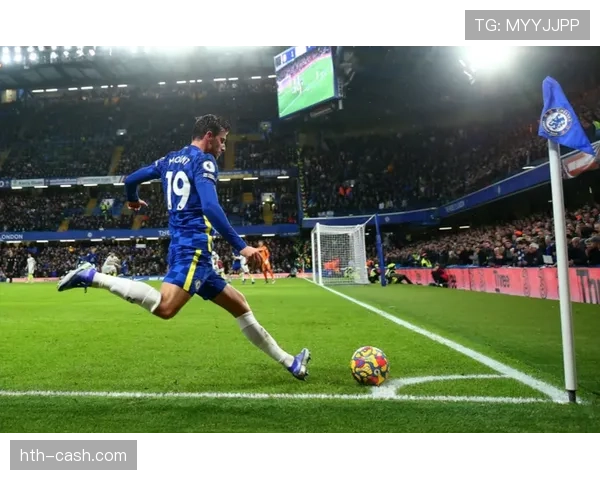 埃弗顿防线焕然一新,剑指新赛季强势回归巅峰 埃弗顿防线焕然一新,剑指新赛季强势回归巅峰