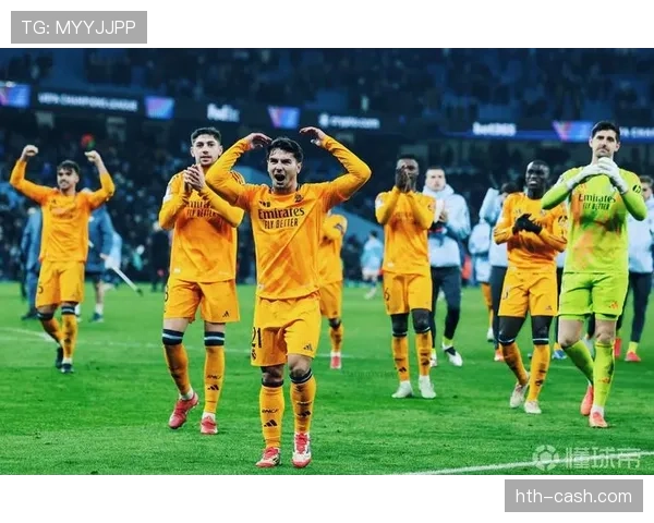 安切洛蒂战术理念解析:攻守平衡与临场调整的持续提升 安切洛蒂战术理念解析:攻守平衡与临场调整的持续提升