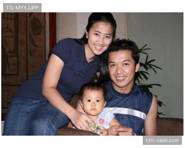 陶菲克戴墨镜逛精品店，店员愣住了——赛场上那个疯子去哪儿了